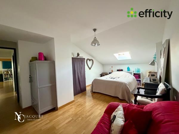 Appartement 5 pièces - 151 m² Exclusivité efficity