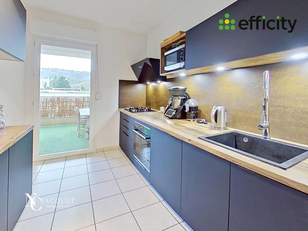 Appartement 5 pièces - 151 m² Exclusivité efficity