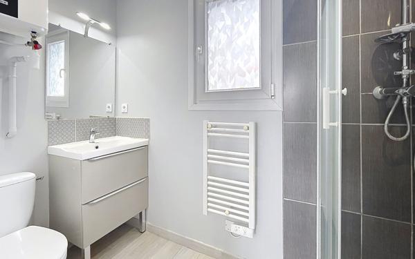 Maison à vendre    2 pièces •  Saint-Xandre