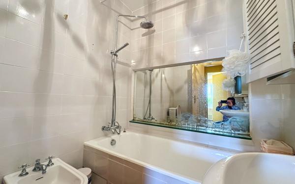 Appartement à vendre    5 pièces • 126,36 m2 Mougins