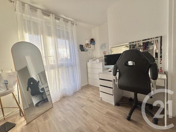 Appartement F3 à vendre  3 pièces - 67 m2 LES PAVILLONS SOUS BOIS - 93