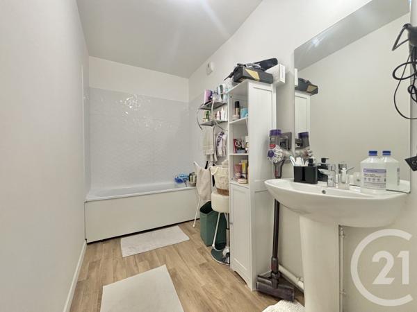 Appartement F3 à vendre  3 pièces - 67 m2 LES PAVILLONS SOUS BOIS - 93