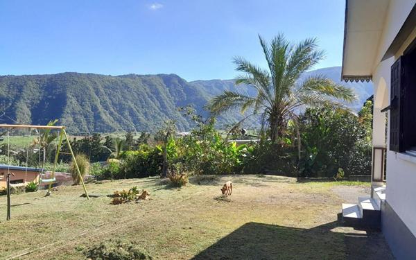 Maison à vendre    7 pièces •  Saint-Louis