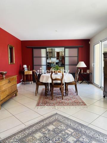 Maison
         7 pièces
        - 184 m² Bien prestige