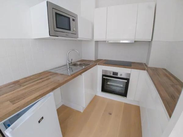 Appartement à louer 2 pièces 39.95m² Lille (59000)