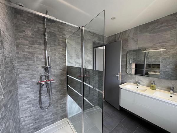 Maison familiale à Pont Du Château 5 pièce(s) 130 m2