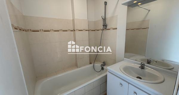 Location Appartement 3 pièces 58.23 m² - Savigny-le-temple 77176