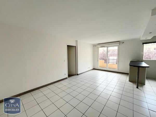 Appartement à louer 2 pièces 56.45m² Rouen (76100)
