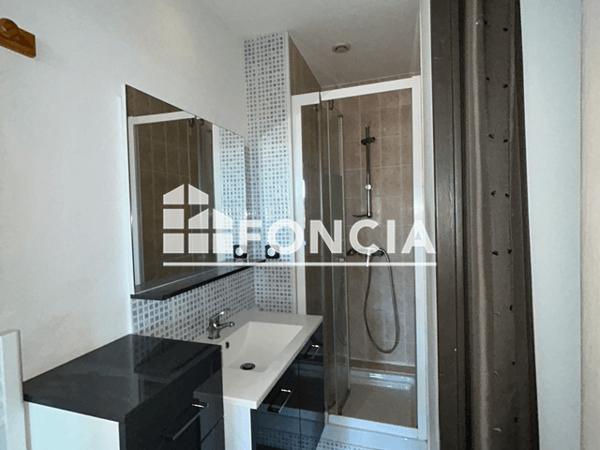 Location Appartement 2 pièces 33.06 m² - 2eme cours Rochefort 17300