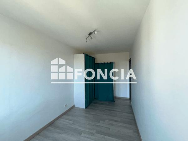 Location Appartement 2 pièces 33.06 m² - 2eme cours Rochefort 17300