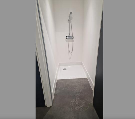 A LOUER - Local d'activité, neuf, 94 m2 - OUEST de NANTES