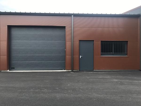 A LOUER - Local d'activité, neuf, 94 m2 - OUEST de NANTES