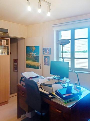 Maison traditionnelle 176 m² – 5 chambres – Grand terrain clos – DPE C