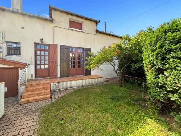 A vendre charmante maison 4 pièces avec jardin, garage et cave à Dammarie Les Lys