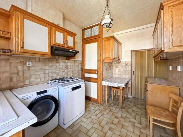 A vendre charmante maison 4 pièces avec jardin, garage et cave à Dammarie Les Lys