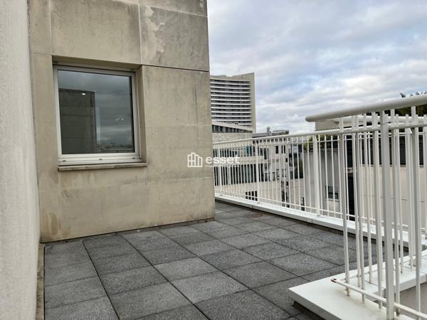 Location Appartement 6 pièces 116.58 m² - Paris 75015