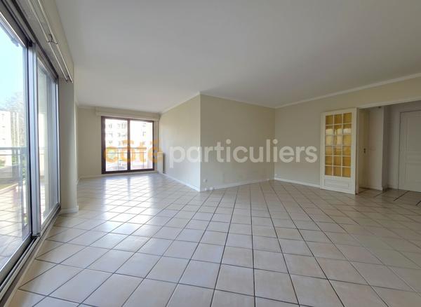Vente
                Appartement96 m² - 5 Pièces -
                    SAINT GERMAIN EN LAYE (78100)