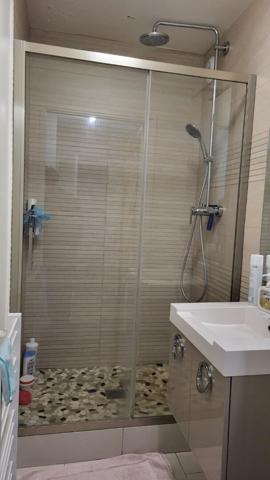 Vente
                Appartement77 m² - 4 Pièces -
                    SURESNES (92150)