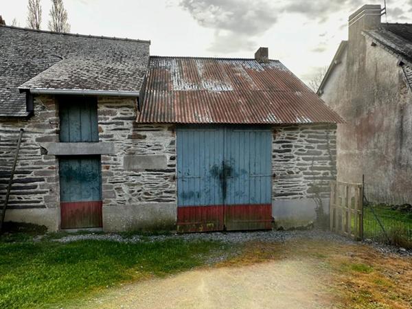 Longère de 110 m² avec dépendances et jardin