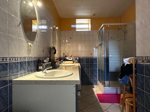 Longère de 110 m² avec dépendances et jardin