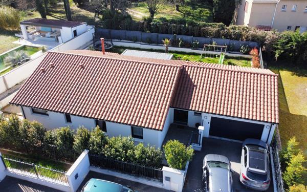 Maison à vendre    5 pièces • 130 m2 Montéléger