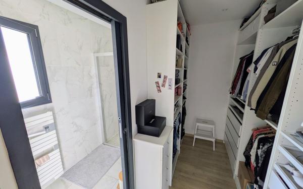 Maison à vendre    5 pièces • 130 m2 Montéléger