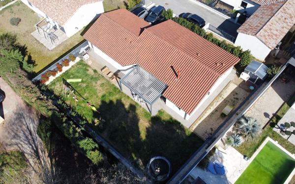 Maison à vendre    5 pièces • 130 m2 Montéléger