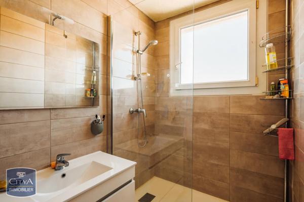 Appartement à vendre 3 pièces 66m² Marignane (13700)