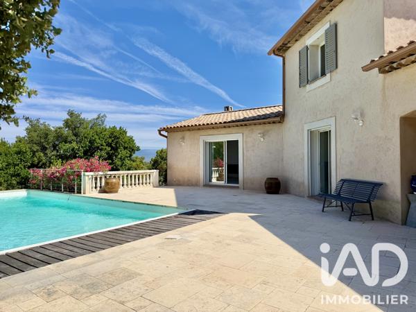 Maison à vendre 4 pièces 140 m² Fréjus