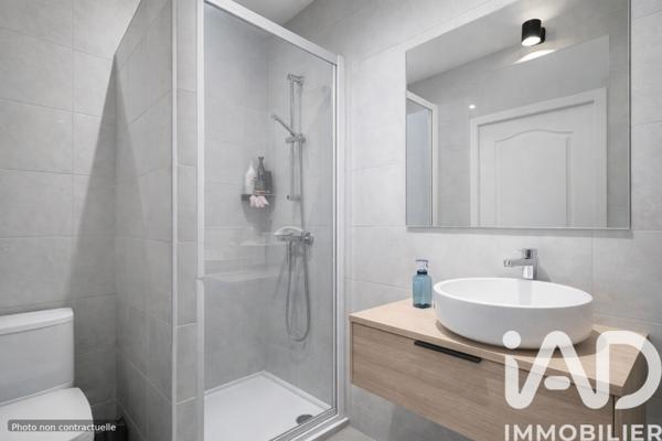 Maison à vendre 6 pièces 157,6 m² Nîmes