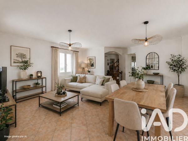 Maison à vendre 6 pièces 157,6 m² Nîmes