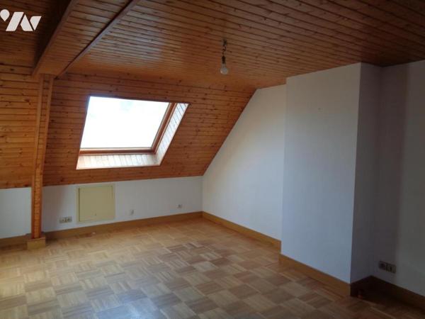 Traditionnelle lumineuse 142 m² hab, 4 chbres, au calme à 5 min des transports en commun.