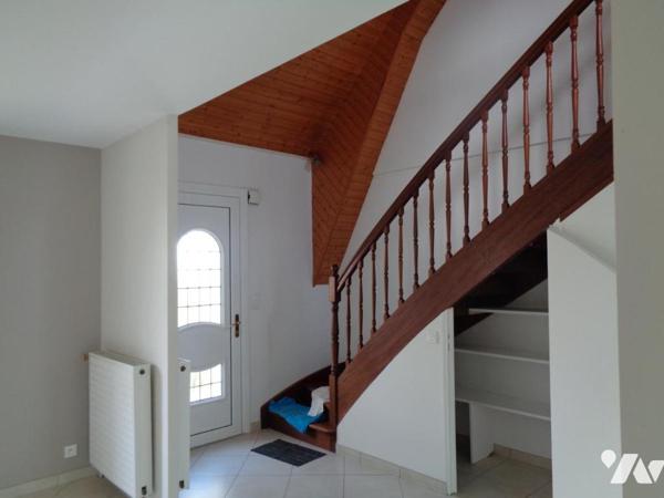 Traditionnelle lumineuse 142 m² hab, 4 chbres, au calme à 5 min des transports en commun.