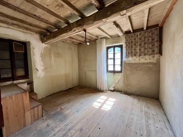Maison 79 000 € Saverdun 5 p 210 m² DPE E