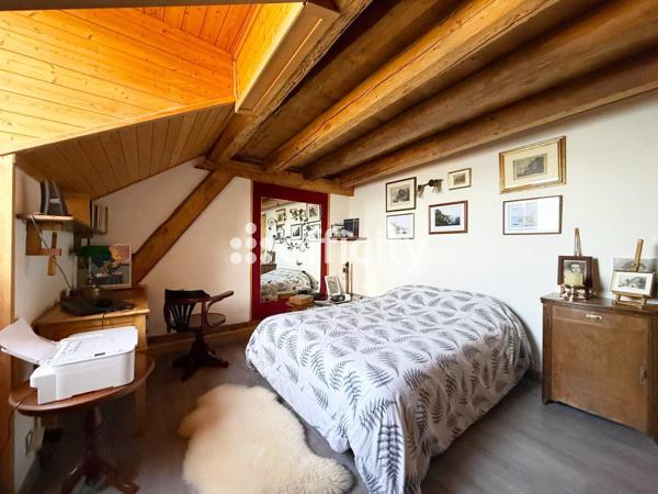 Appartement
         4 pièces
        - 148 m² Exclusivité 369 000 € *