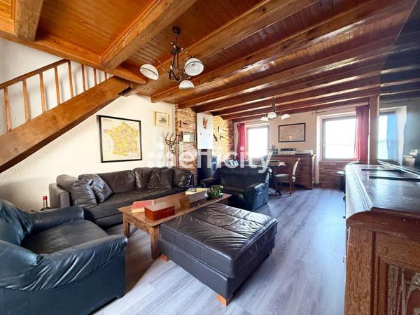 Appartement
         4 pièces
        - 148 m² Exclusivité 369 000 € *
