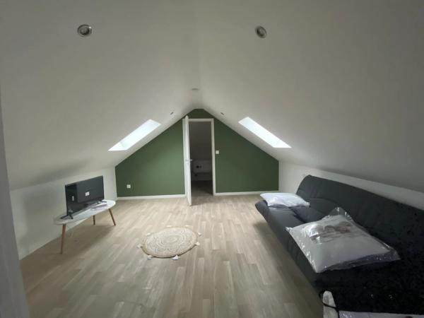 Location                                                      Appartement
                        
                     1 pièces                      14 m2                     à Saint-Quentin