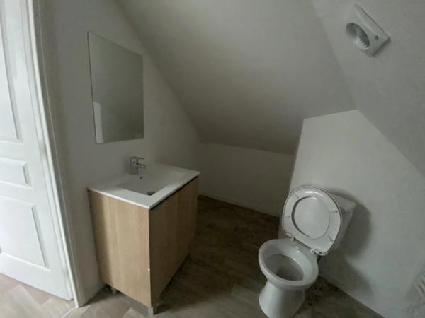 Location                                                      Appartement
                        
                     1 pièces                      14 m2                     à Saint-Quentin