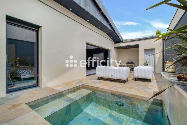 Maison
         5 pièces
        - 167 m² Bien prestige 639 000 € *