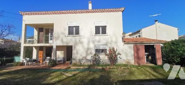 aison à Vendre sur la commune d'Arles à Raphèle les Arles (13280) dans les Bouches-du-Rhône (13...