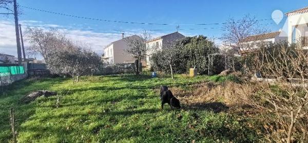 aison à Vendre sur la commune d'Arles à Raphèle les Arles (13280) dans les Bouches-du-Rhône (13...