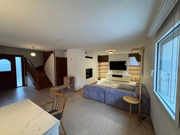 Maison Sillingy 6 pièce(s) 147 m2