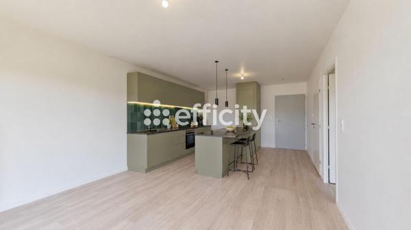 Appartement
         2 pièces
        - 50 m² Exclusivité 150 000 € *