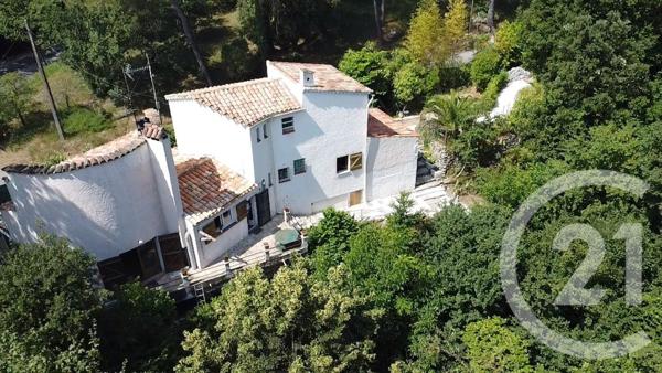 Maison à vendre  5 pièces - 128 m2 CHATEAUNEUF GRASSE - 06