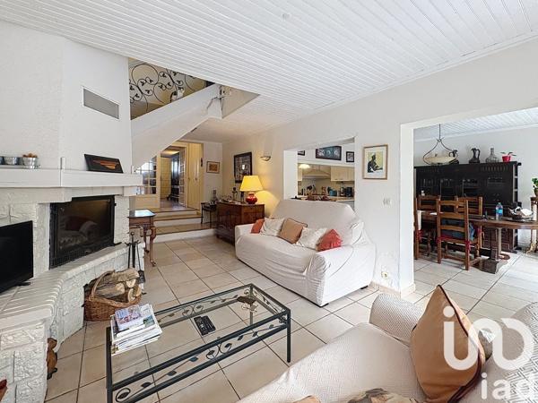 Maison à vendre 5 pièces 195 m² Sallèles-d'Aude