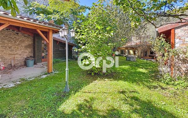 Maison à vendre    7 pièces •  Ludesse