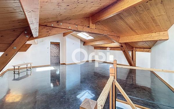 Maison à vendre    7 pièces •  Ludesse