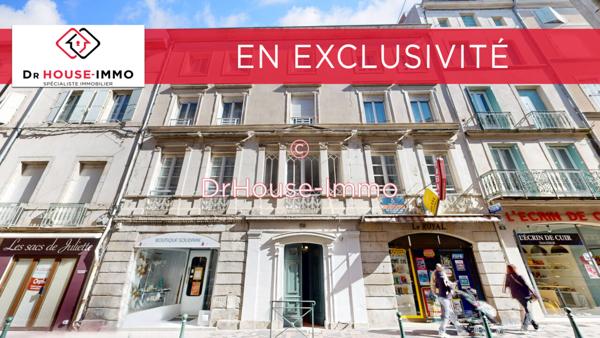 Immeuble à vendre 6 pièces de 493 m²