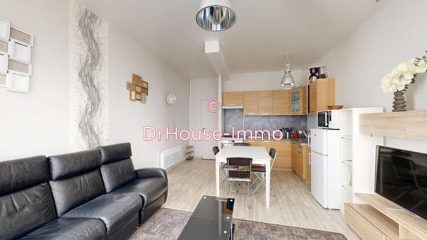 Immeuble à vendre 6 pièces de 493 m²