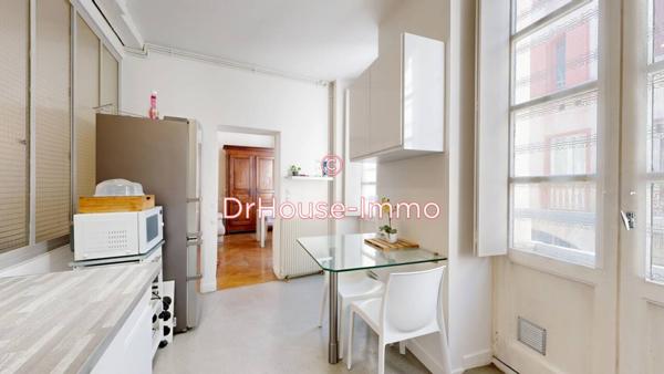 Immeuble à vendre 6 pièces de 493 m²